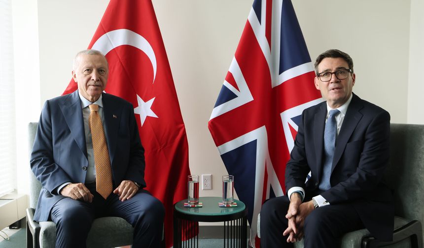 Cumhurbaşkanı Erdoğan, İngiltere Başbakanı Burnham ile bir araya geldi
