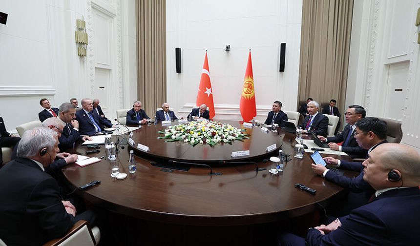 Cumhurbaşkanı Erdoğan, Kırgızistan Cumhurbaşkanı Caparov ile görüştü