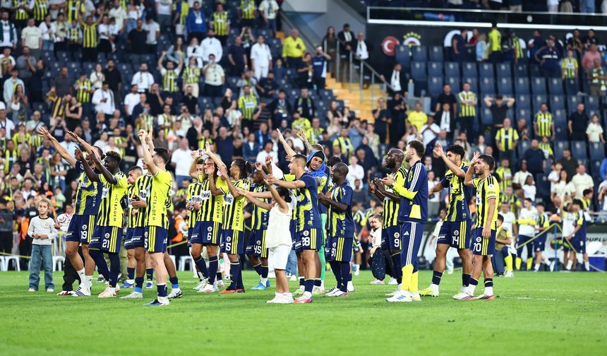 Eyüpspor'u farklı geçen Fenerbahçe milli araya moralli girdi