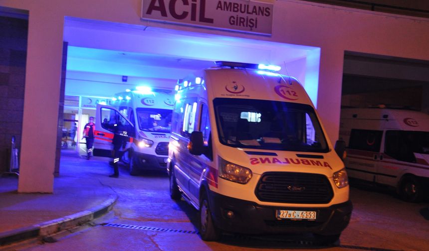 Gaziantep'te kavga ettiği husumetlilerine tabancayla ateş açtı: 2 ölü, 1 yaralı