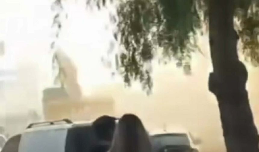 Kuşadası'nda 5 katlı bina yıkım sırasında çöktü
