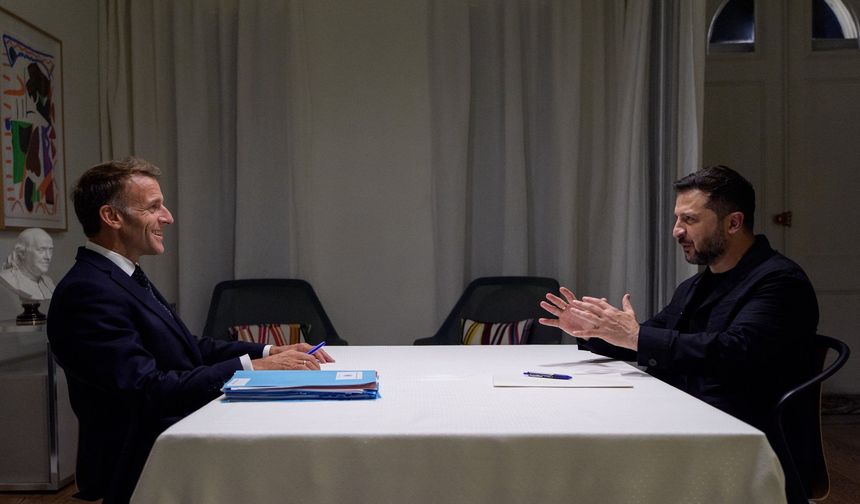 Macron: Ukrayna'ya hava savunma sistemleri sağlayacağız