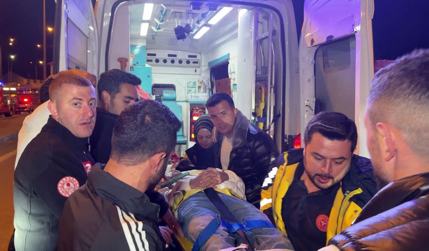 Takla atan otomobildeki 4 kişi yaralandı