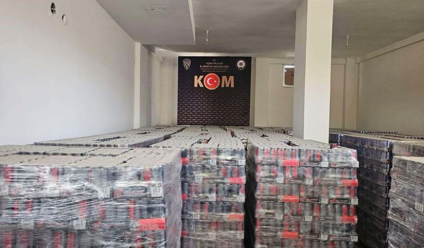 Uşak'ta 16 bin 200 adet bozulmuş enerji içeceği ele geçirildi