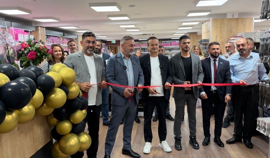Karaca Home London, Güney Londra'da Lewisham’da