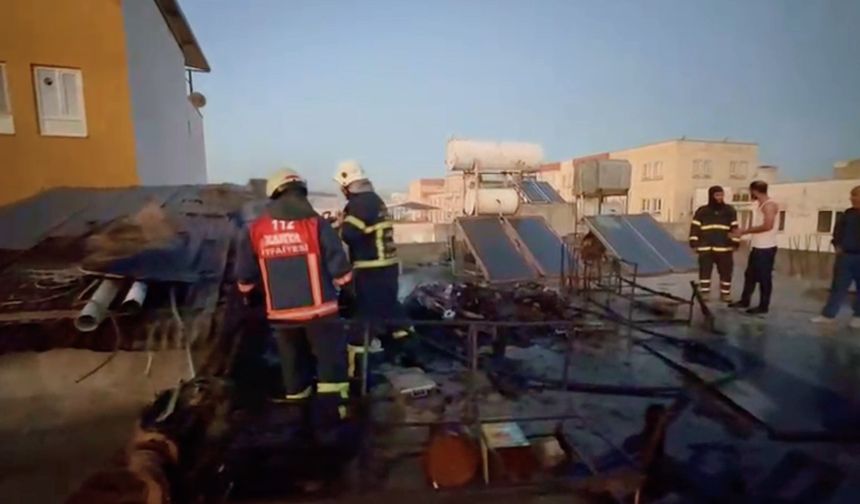 Adıyaman'da evin çatısında yangın