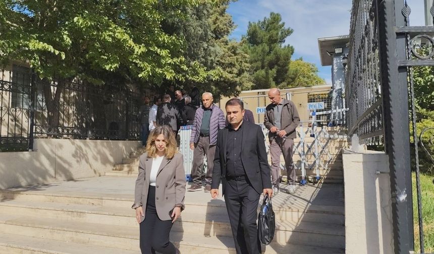 Aynı aileden 3 kişinin öldürülmesine ilişkin davada, olay öncesine ait görüntü dosyaya girdi