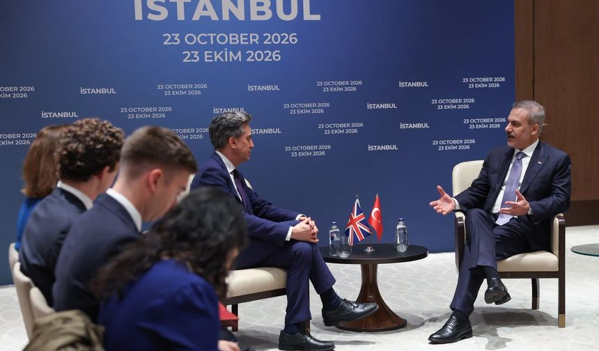 Bakan Fidan, Birleşik Krallık Dışişleri Bakanı Ed Miliband ile bir araya geldi