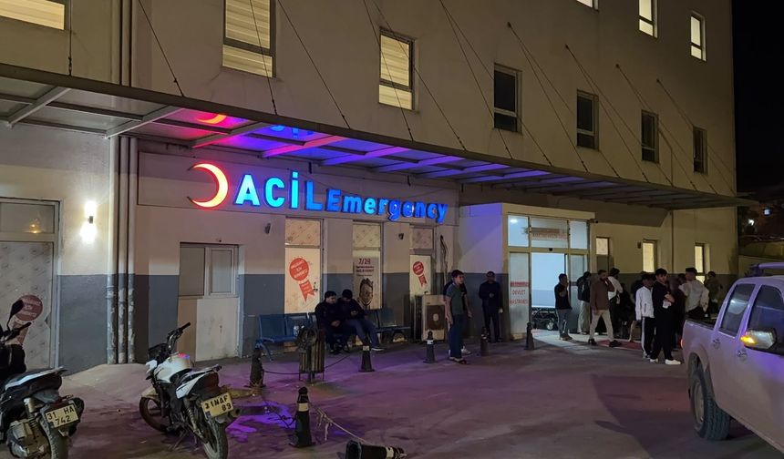 Hatay'da anne ile 4 yaşındaki kızına otomobil çarptı: Anne öldü kızı ağır yaralandı