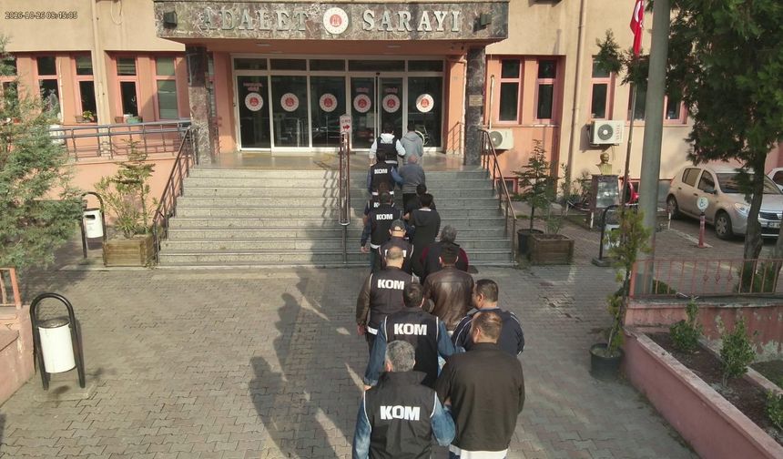 Karabük ve Bartın'da kaçak silah operasyonu: 2 tutuklama