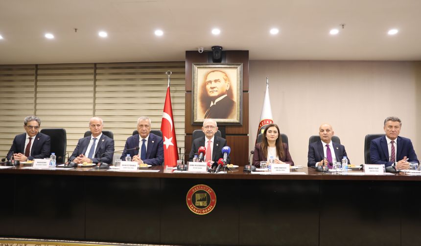 Kılıçdaroğlu: Türkiye, Orta Doğu'nun koçbaşıdır (2)