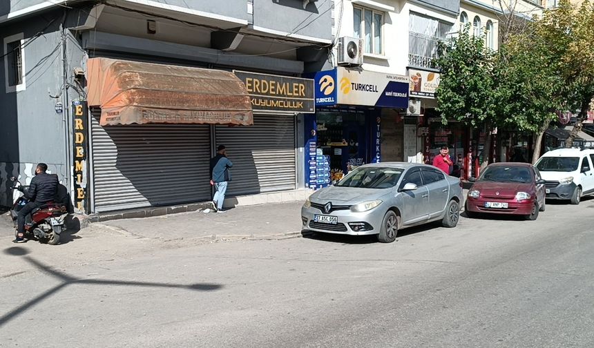 Kuyumcu dükkanından 5,6 milyon TL'lik soygun kamerada
