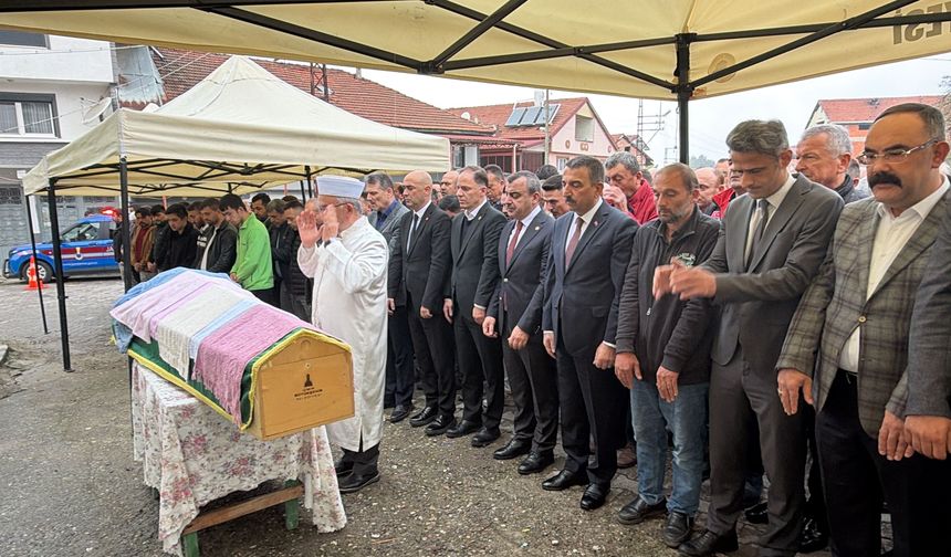 Maden ocağındaki grizu patlamasında ölen 2 işçi toprağa verildi