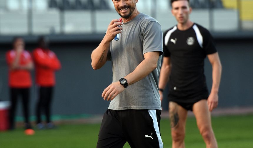 Manisa FK Maestro'yla ilk maçta