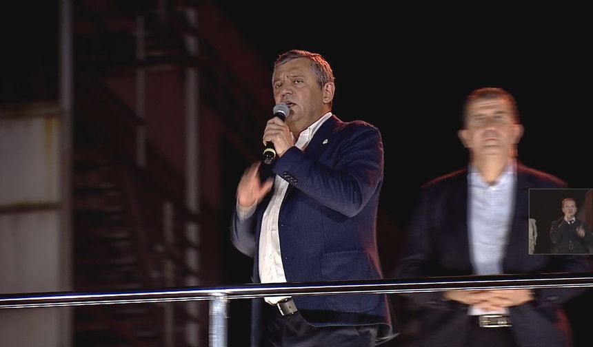 Özgür Özel, Zeytinburnu'nda konuştu