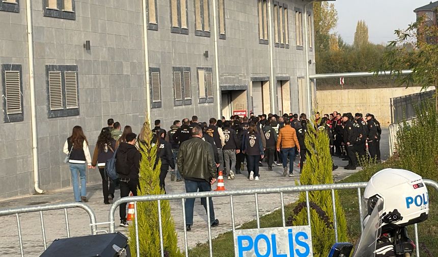 Yasa dışı bahis şüphelileri adliyede